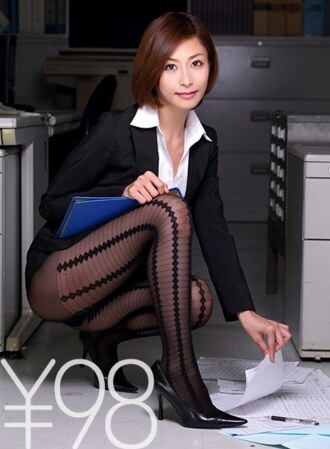 DV-1574 [Advantage] Do it with a female employee who wears H pantyhose! First of all, make plenty of blowjob, hollow out the pantyhose's mako part, insert it with a standing back and thrust it deeply. Moved to the sofa by poking harder in a face-to-f